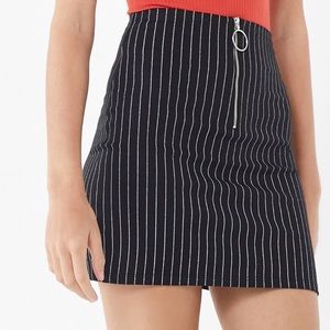 Motel Kimber Skirt Pinstripe Black